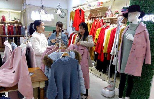 服装专卖店是否该引服装管理软件呢？